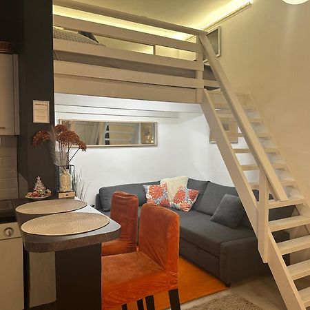 Castlehill Apartman The Perfect Blend Of Urban Living And Sightseeing Convenience Budapest Kültér fotó