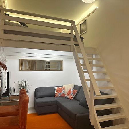 Castlehill Apartman The Perfect Blend Of Urban Living And Sightseeing Convenience Budapest Kültér fotó